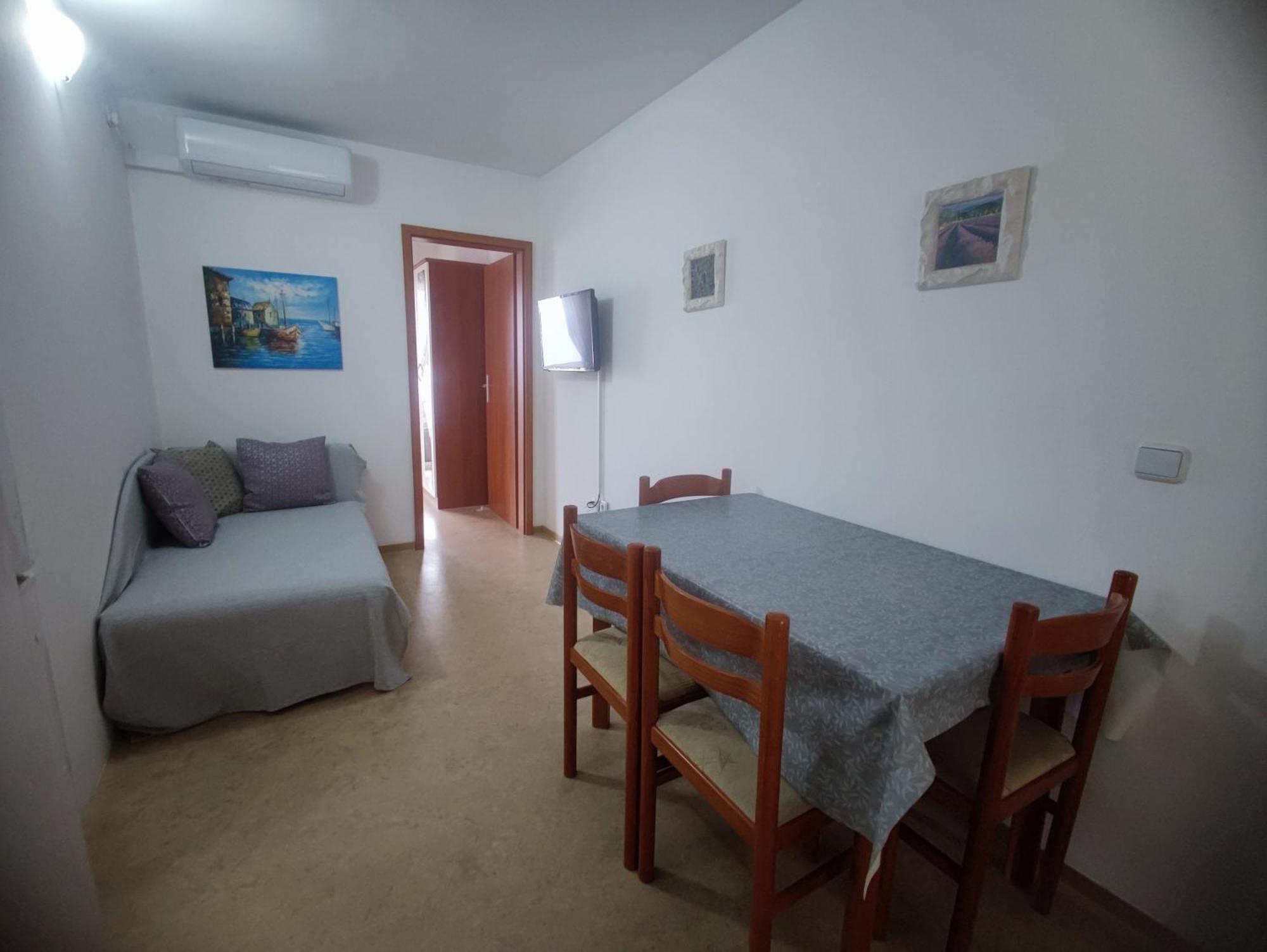 Apartments Ivancic ミミツェ エクステリア 写真